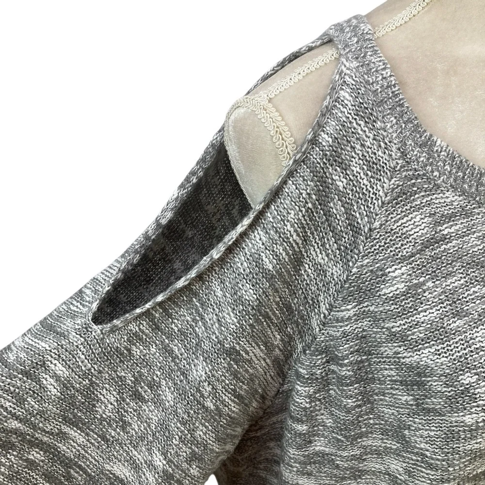 Torrid 3 Cold Shoulder Tunic Sweater‎ Gray Marled Knit Chiffon Hem Long Sleeve